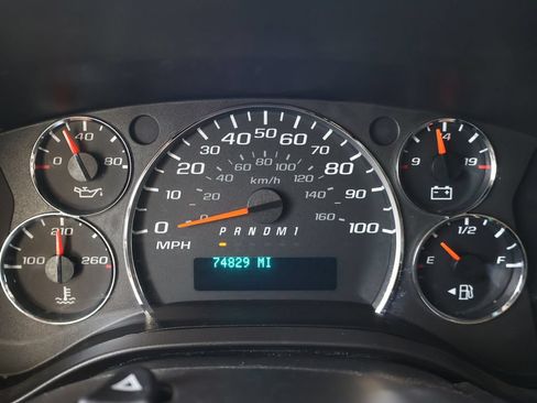 Used 2015 Chevrolet Express 4500 w/ RV Package RWD image 26