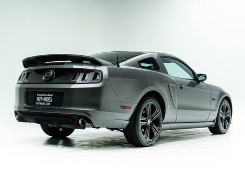 Used 2013 Ford Mustang GT Premium image 12