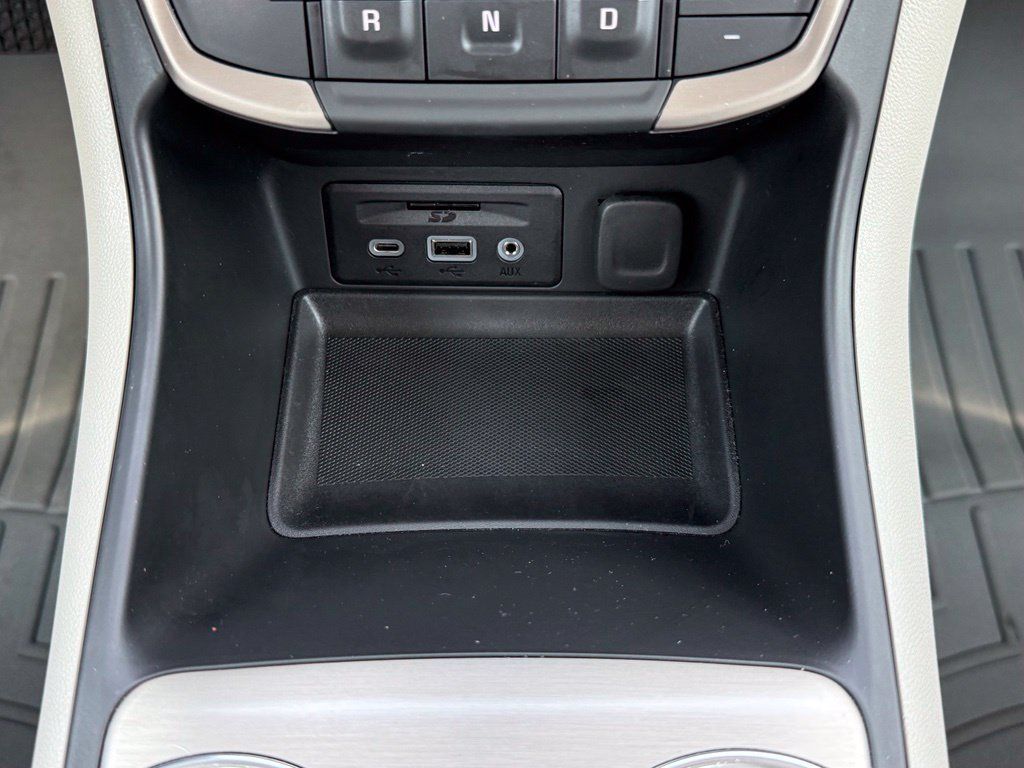 Used 2022 GMC Terrain Denali AWD/4WD image 26