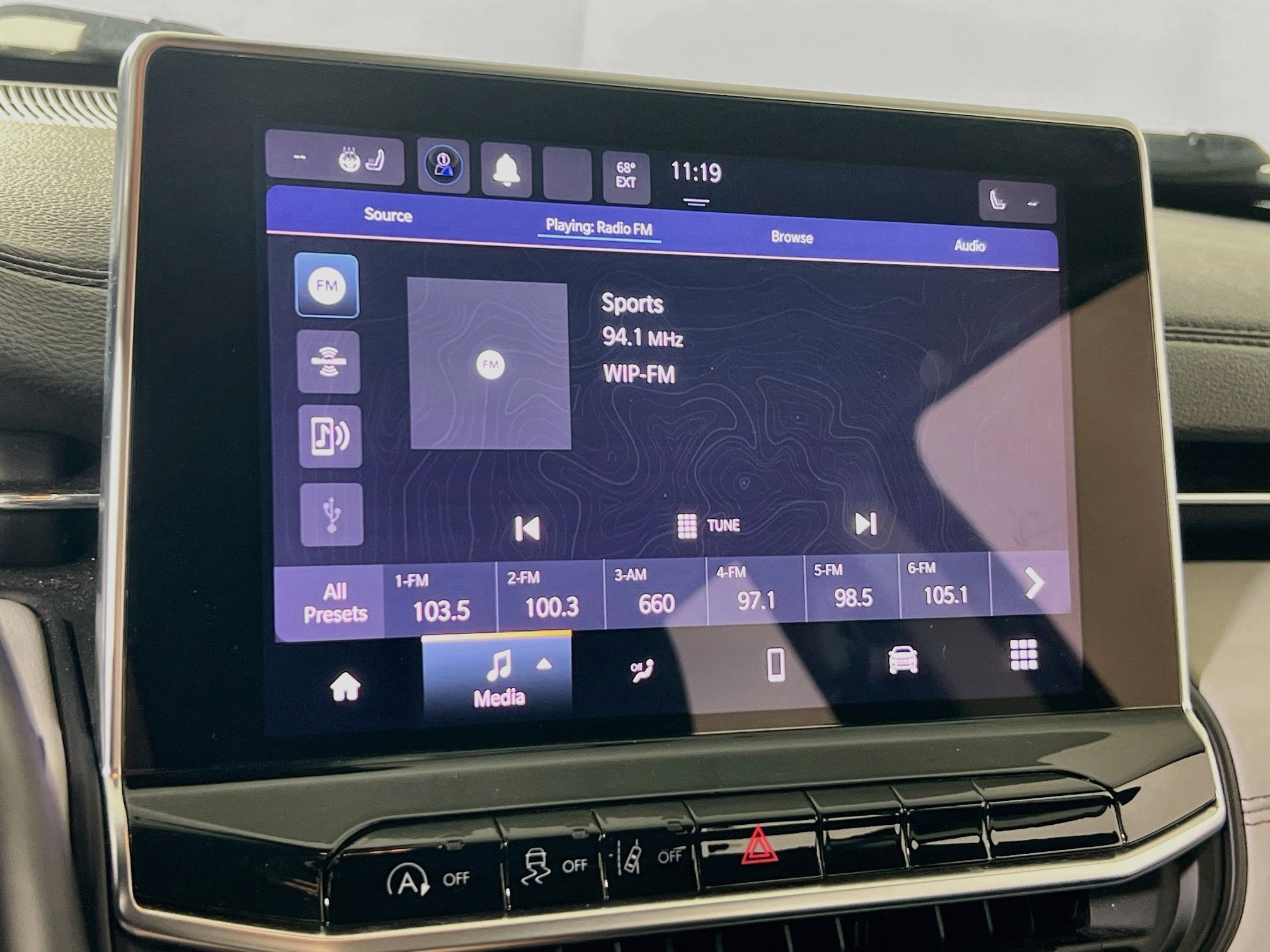 Used 2022 Jeep Compass Limited AWD/4WD image 14