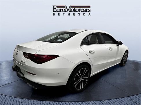 Used 2025 Mercedes-Benz CLA 250 4MATIC image 5