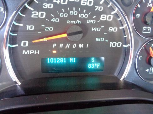 Used 2018 Chevrolet Express 2500 LT w/ LT Preferred Equipment Group image 61