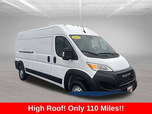Used 2024 RAM ProMaster 2500 FWD image 1