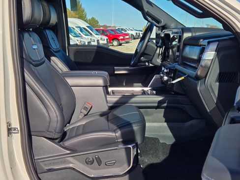 New 2026 Ford F350 Platinum w/ FX4 Off-Road Package image 5