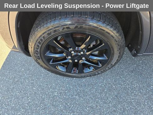 Used 2017 Jeep Grand Cherokee Altitude image 17