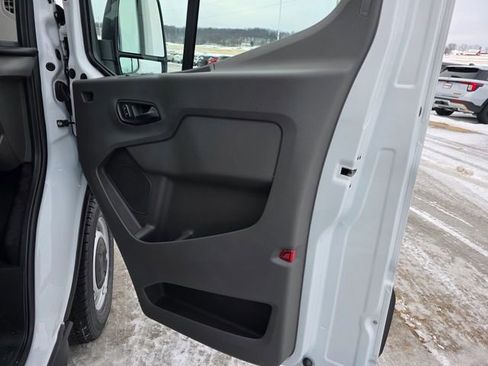 New 2026 Ford Transit 250 148 Medium Roof image 28