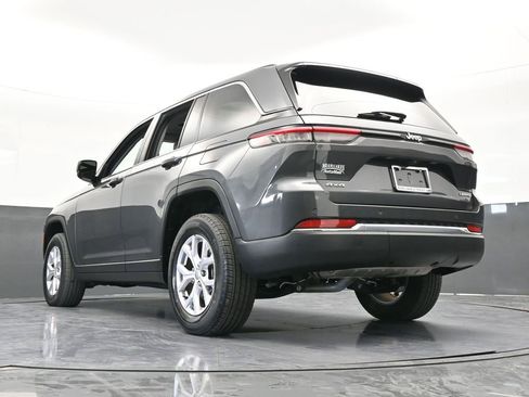 Used 2022 Jeep Grand Cherokee Limited image 62