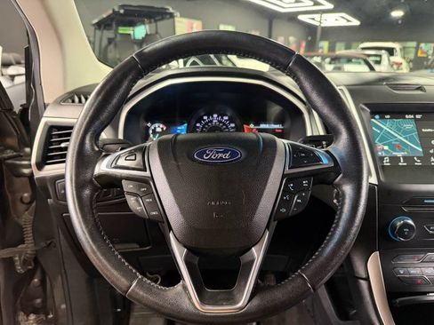 Used 2018 Ford Edge SEL w/ Equipment Group 201A AWD/4WD image 10