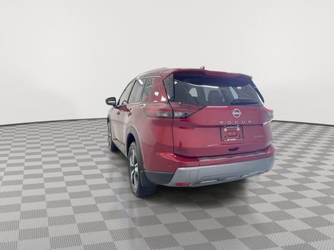 Certified 2024 Nissan Rogue SL image 9
