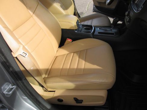 Used 2014 Dodge Charger R/T image 54