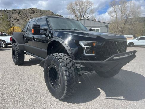Used 2016 Ford F250 Lariat w/ Chrome Package AWD/4WD image 8