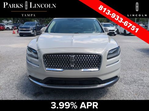 Used 2023 Lincoln Nautilus Reserve w/ Equipment Group 201A image 3