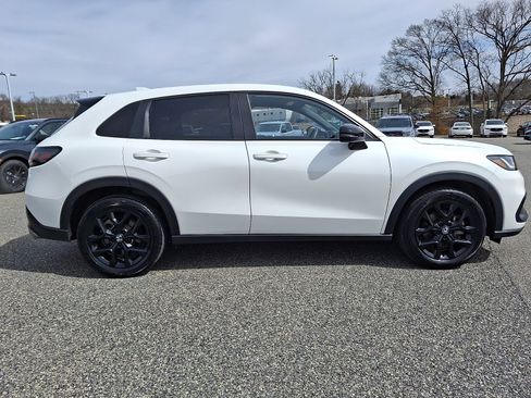Certified 2023 Honda HR-V Sport image 7
