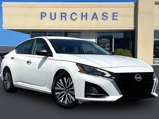Used 2025 Nissan Altima 2.5 SV FWD video 1
