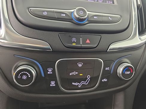 Used 2024 Chevrolet Equinox LT AWD/4WD image 20