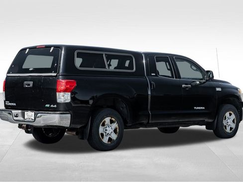 Used 2011 Toyota Tundra 4x4 Double Cab w/ SR5 Pkg image 7