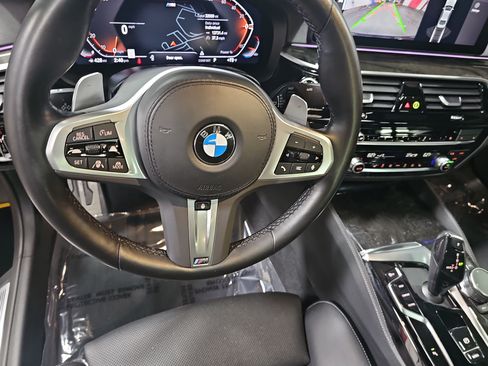 Used 2023 BMW 540i w/ M Sport Package RWD image 16