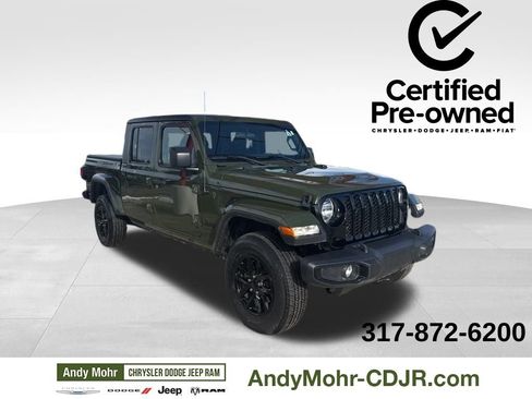Used 2022 Jeep Gladiator Sport image 1