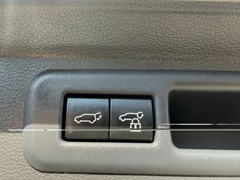 Used 2025 Toyota Sequoia TRD Pro AWD/4WD image 13