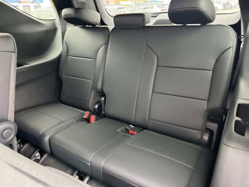 New 2026 Chevrolet Traverse High Country image 18