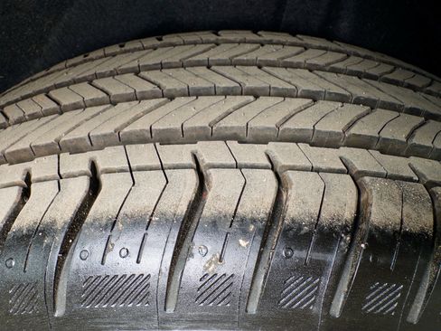 Used 2024 Chevrolet Equinox EV LT image 31