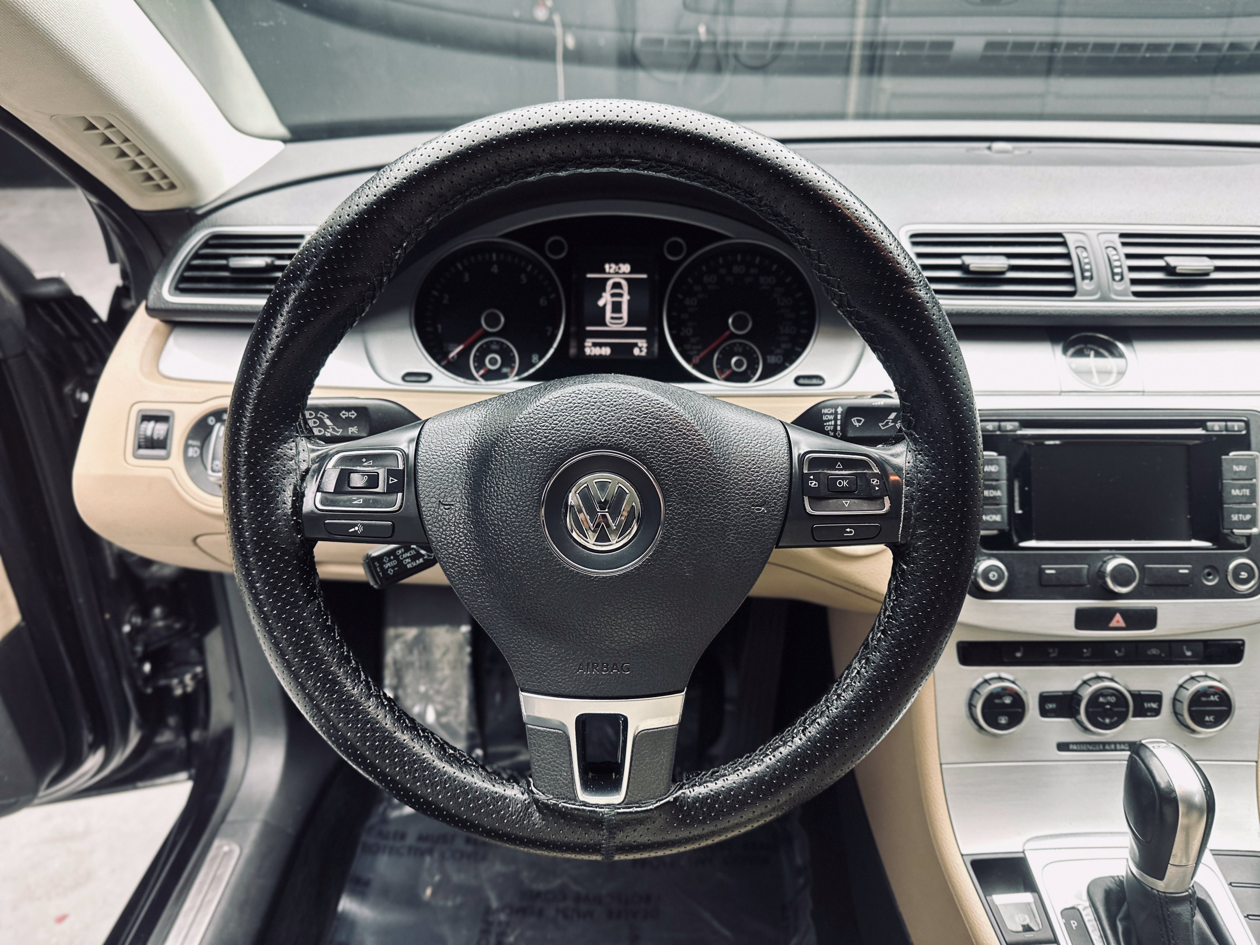 Used 2015 Volkswagen CC Sport FWD image 25