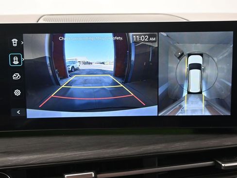 Used 2025 Hyundai Santa Fe Limited image 38