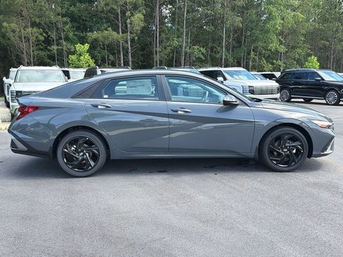 New 2026 Hyundai Elantra Sport FWD image 7