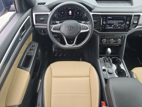 Certified 2023 Volkswagen Atlas Cross Sport SE AWD/4WD image 21