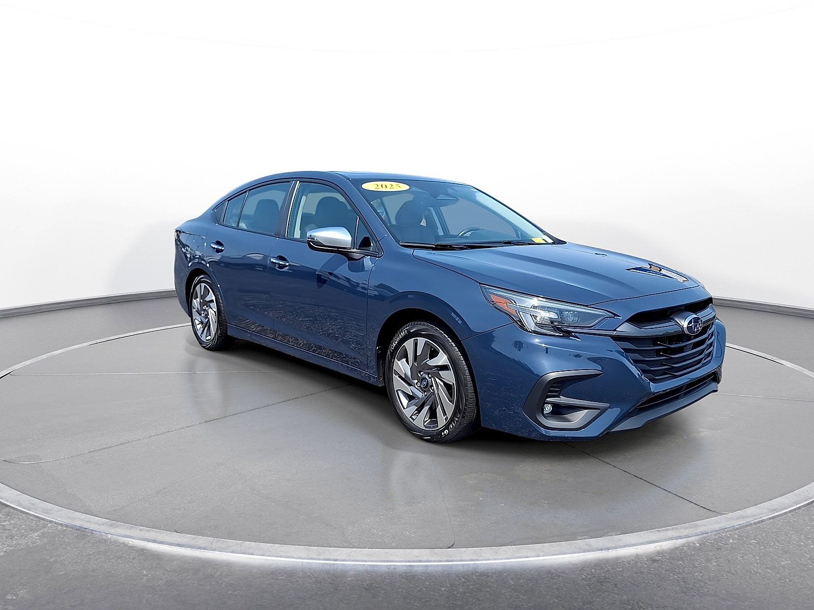 Used 2025 Subaru Legacy Touring XT AWD/4WD image 2