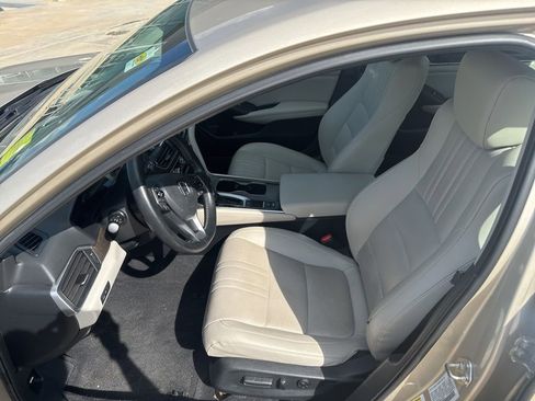 Used 2019 Honda Accord EX-L image 2