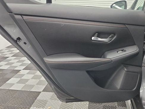 Certified 2023 Nissan Sentra SR FWD image 14