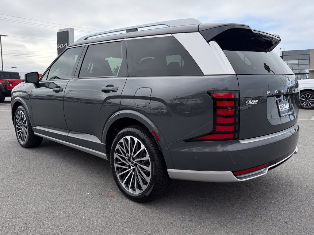 Used 2026 Hyundai Palisade Calligraphy FWD image 5