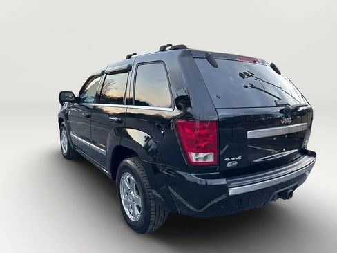 Used 2006 Jeep Grand Cherokee Overland w/ Skid Plate Group image 4