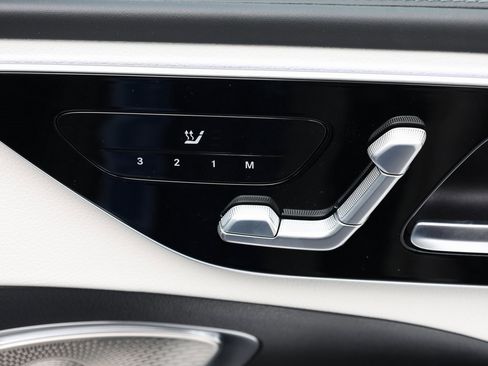 Used 2023 Mercedes-Benz C 300 Sedan image 24