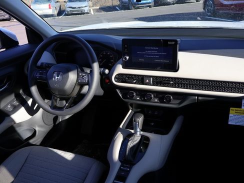 New 2026 Honda HR-V LX image 11