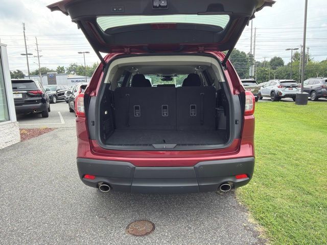 Used 2025 Subaru Ascent Premium AWD/4WD image 8