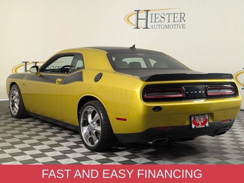 Used 2021 Dodge Challenger R/T Scat Pack w/ T/A Package RWD image 5