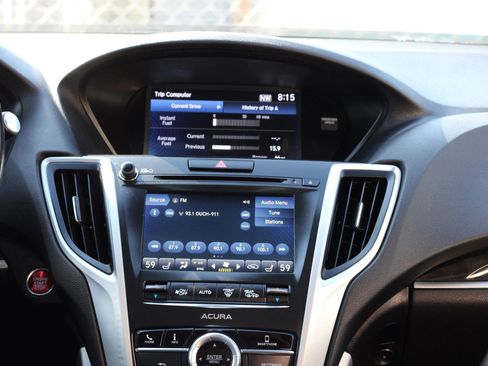 Used 2019 Acura TLX FWD image 19