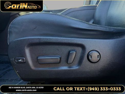 Used 2017 Toyota Highlander Limited Platinum FWD image 25
