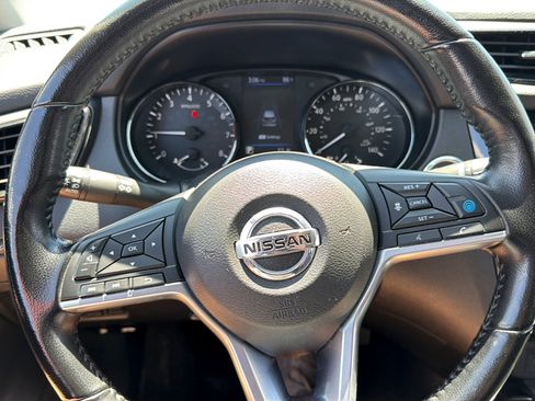Used 2022 Nissan Rogue Sport SV w/ Technology Package AWD/4WD image 19