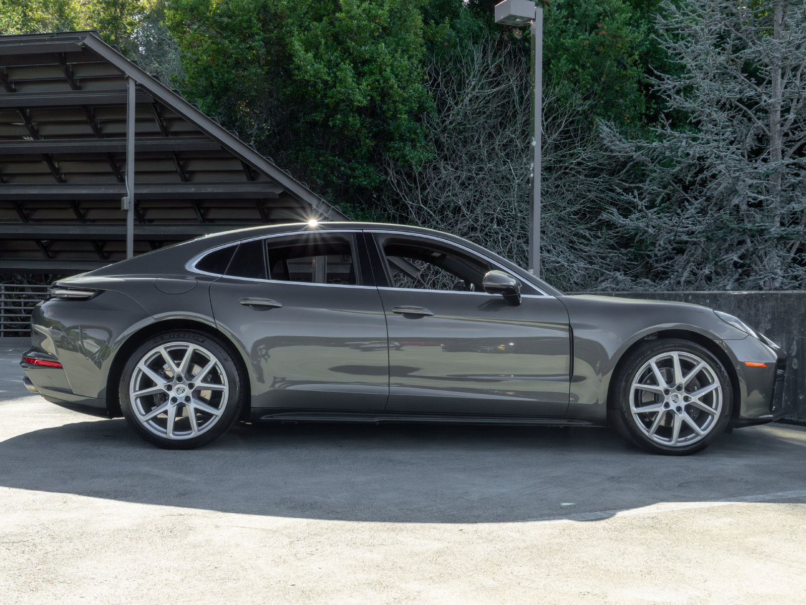 Certified 2024 Porsche Panamera image 12