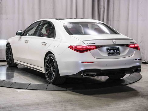 Certified 2023 Mercedes-Benz S 580e 4MATIC Sedan image 2