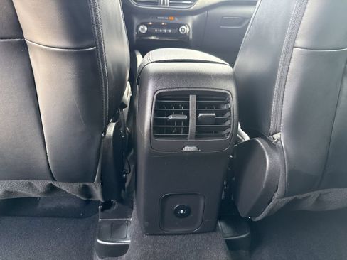 Used 2023 Ford Escape ST-Line w/ Tech Pack #1 FWD image 25