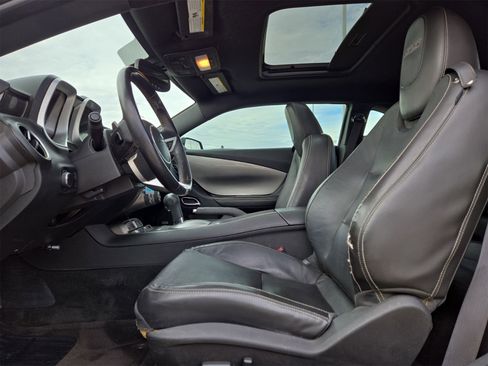 Used 2010 Chevrolet Camaro SS w/ RS Package image 16