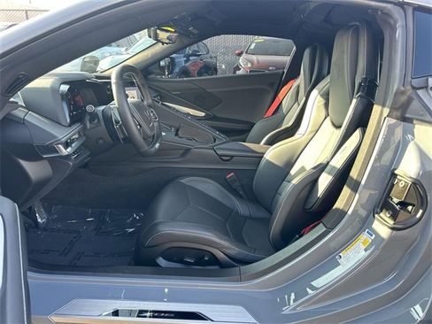 Used 2025 Chevrolet Corvette Z06 image 18