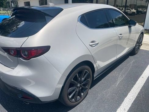 Used 2025 MAZDA MAZDA3 Hatchback w/Premium Plus Pkg AWD/4WD image 5
