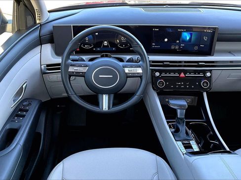 Certified 2025 Hyundai Tucson SEL image 5