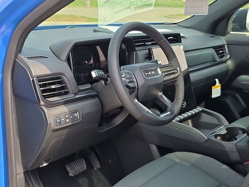 New 2026 GMC Terrain AT4 w/ Convenience Package III image 17