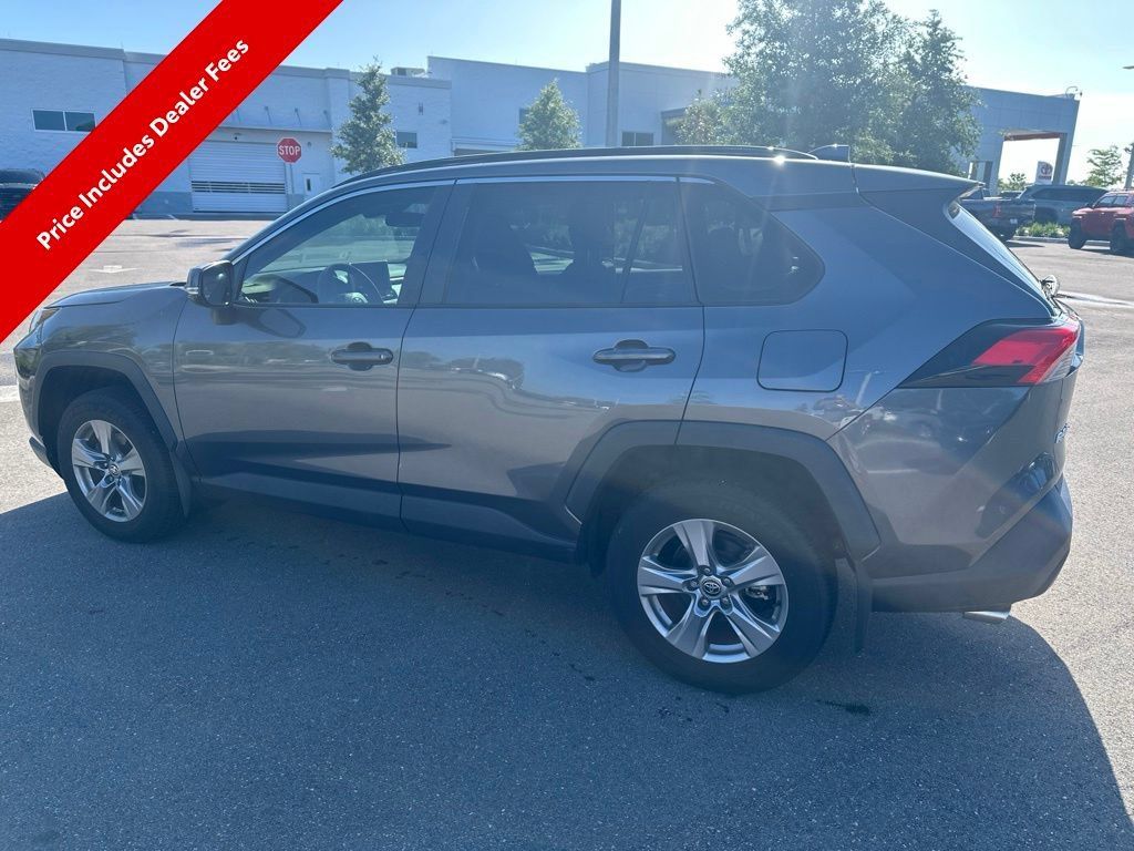 Used 2024 Toyota RAV4 XLE w/ Convenience Package FWD image 6
